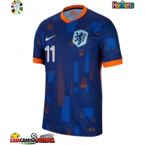 Camisa de Futebol Holanda Cody Gakpo #11 Equipamento Secundário Europeu 2024 Manga Curta